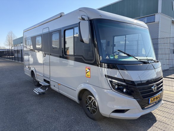 Niesmann+Bischoff ISmove 6.9E 180pk Aut Levelsysteem Gastank Alde geen hefbed Omvormer